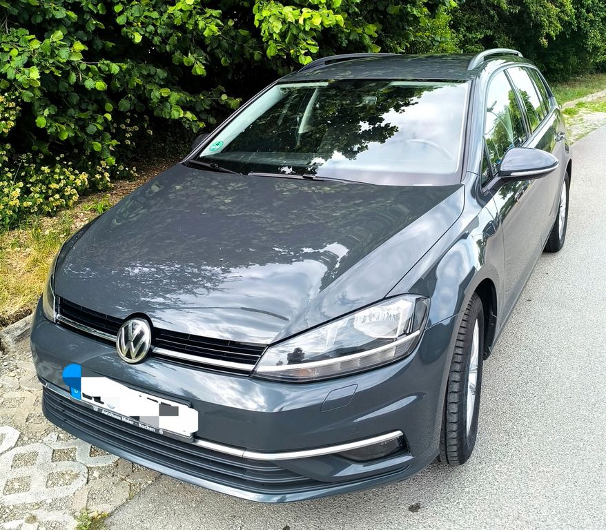 Image of Volkswagen Golf