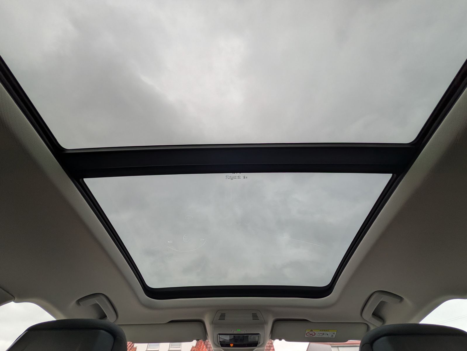 Fahrzeugabbildung SKODA Superb 2.0 TDI 4x4 Selection MATRIX*AHK*PANO*19"