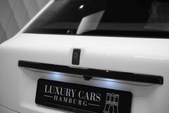 Cullinan BLACK BADGE 2025 WHITE/WHITE STARLIGHT