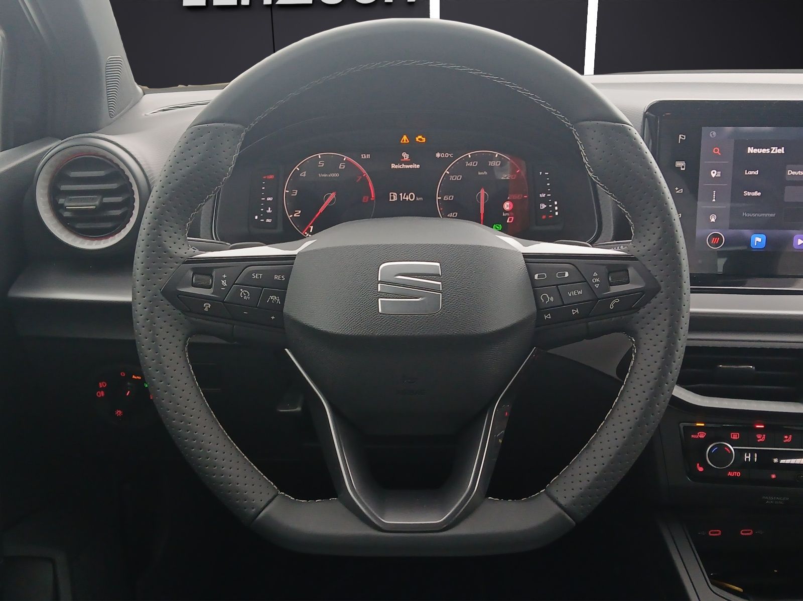 Fahrzeugabbildung SEAT Arona FR Tech Kessy LED