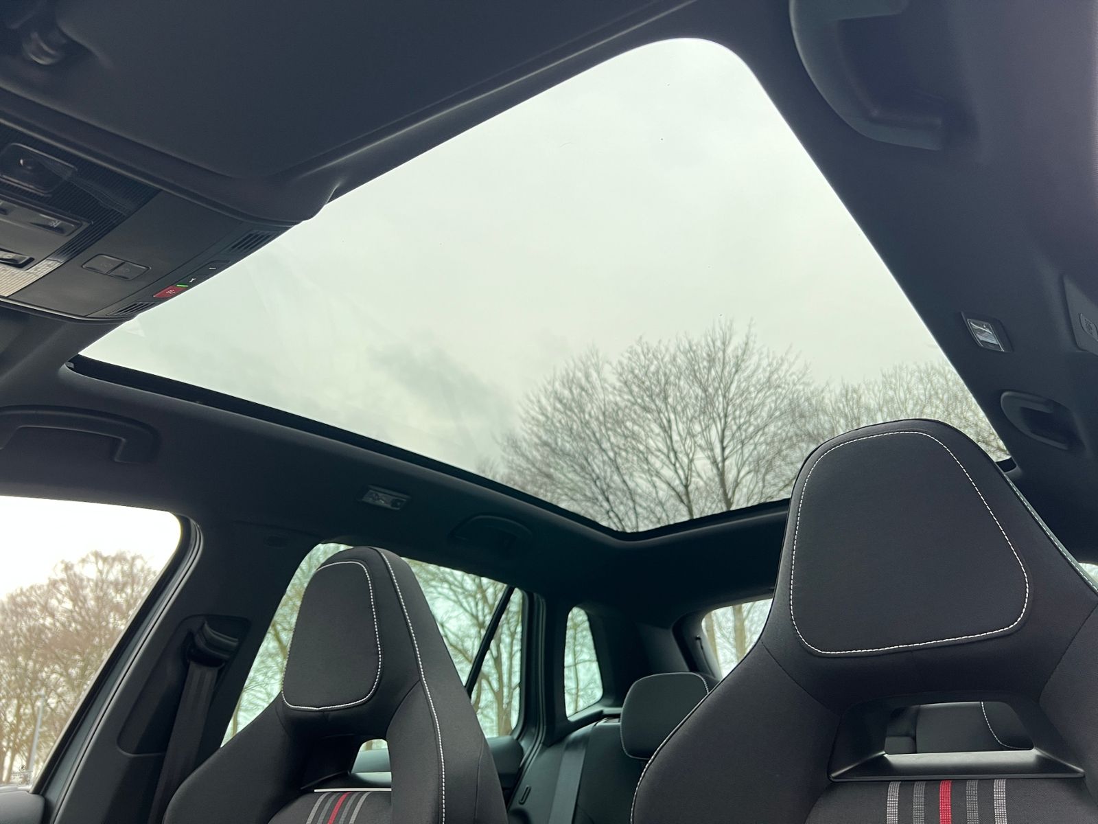 Fahrzeugabbildung SKODA Kamiq Monte Carlo 1.5 TSI DSG *Garantie, LED, AH