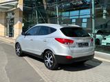 Hyundai ix35 Style 2.0 2WD Automatik AHK PDC SHZ Tempoma - gebrauchte Hyundai ix35 aus dem Jahr 2011