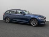 BMW 330e xD Sport Line ACC Kamera DAB AHK Panorama - mit Hybrid-Antrieb: Allradantrieb