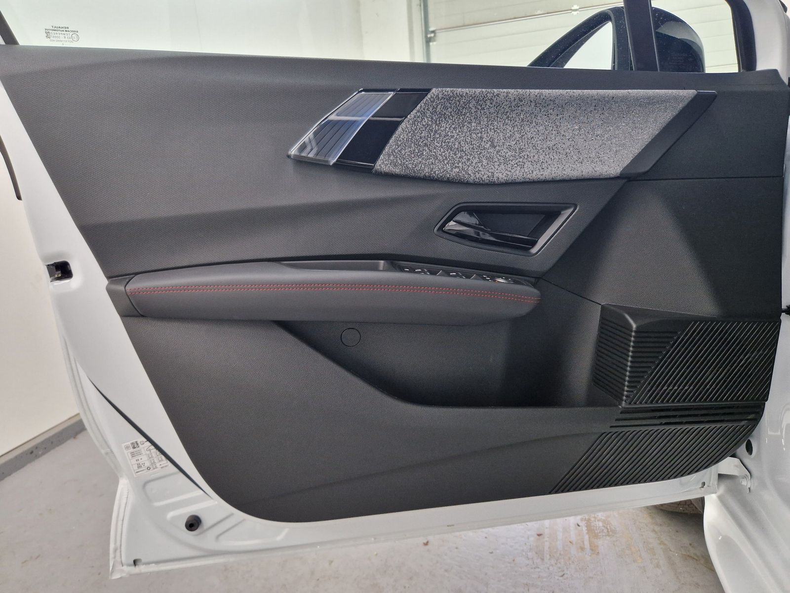 RENAULT Clio  Techno TCE 115 EDC Winterpaket – Bild 35