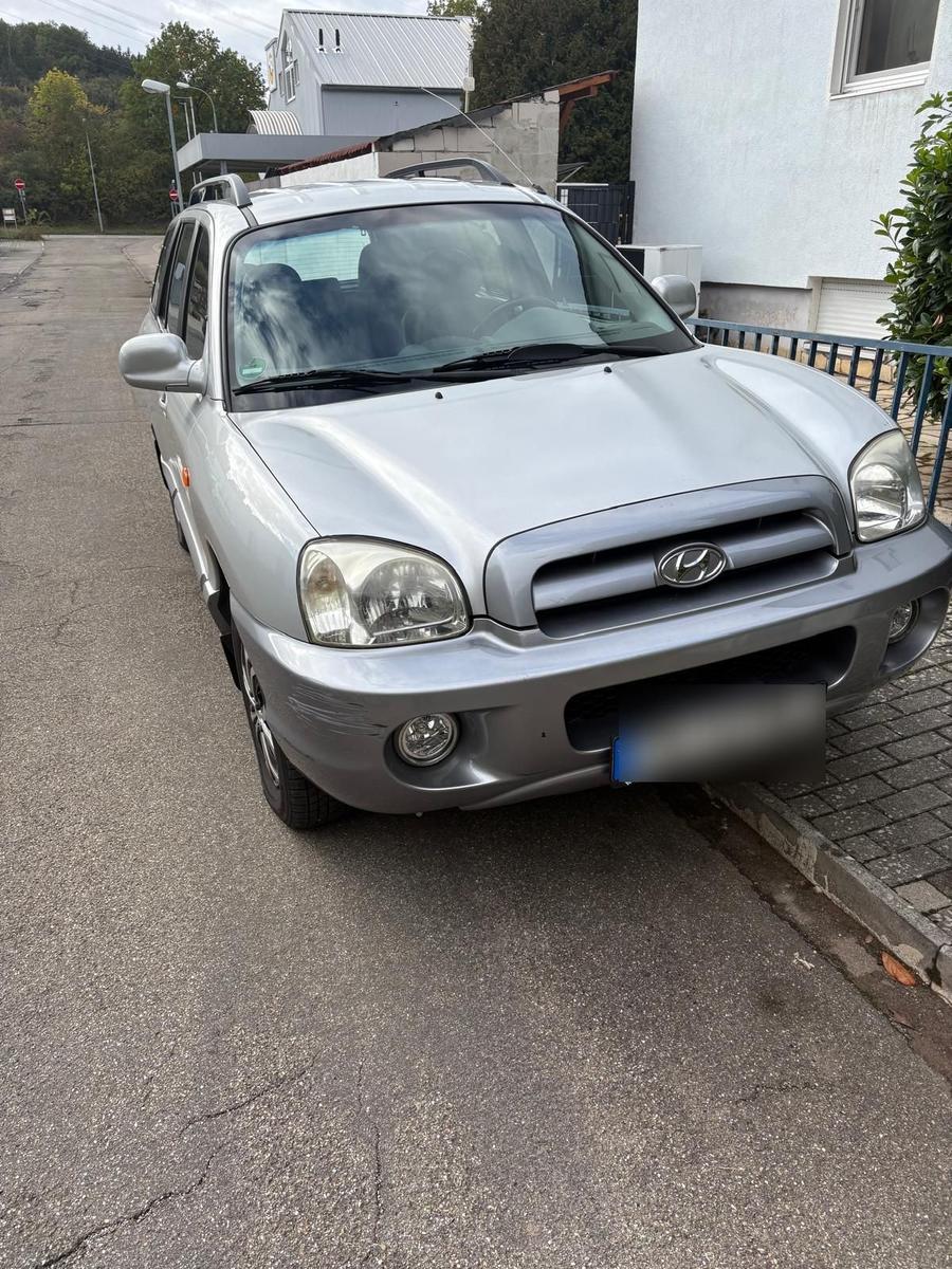 Hyundai SANTA FE