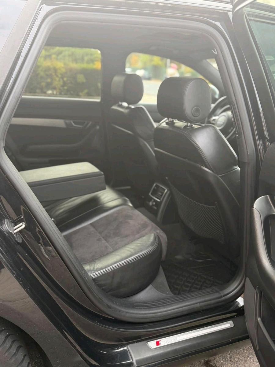 Audi A6 2010 — photo 7