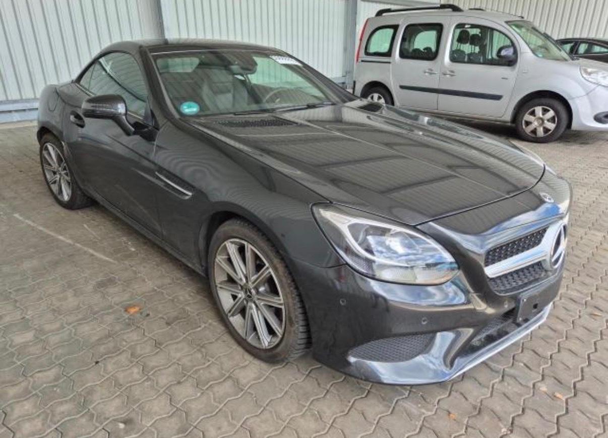 Mercedes-Benz SLC 300 Roadster