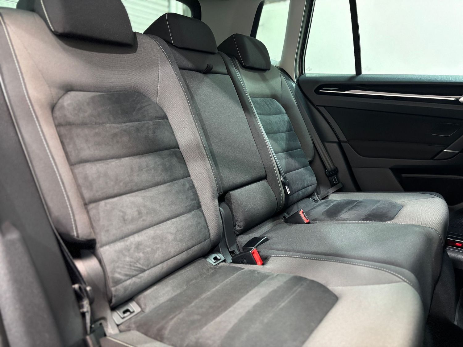 Fahrzeugabbildung Volkswagen Golf Sportsvan 1.4 TSI Highline#Bi-Xenon#Pano