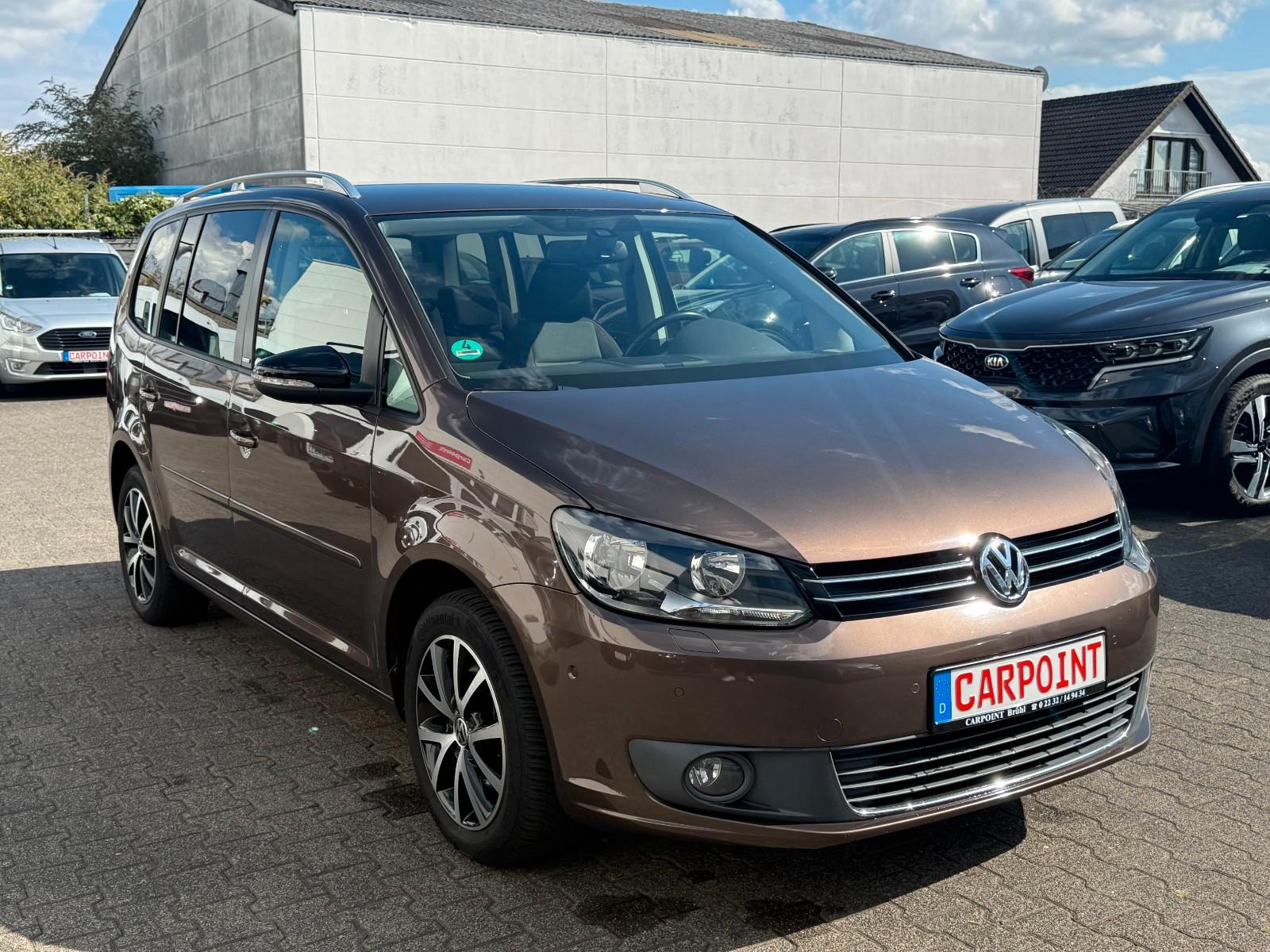 Volkswagen Touran Style 7SITZER/KLIMA/AHK/PDC/SHZ/2.HAND
