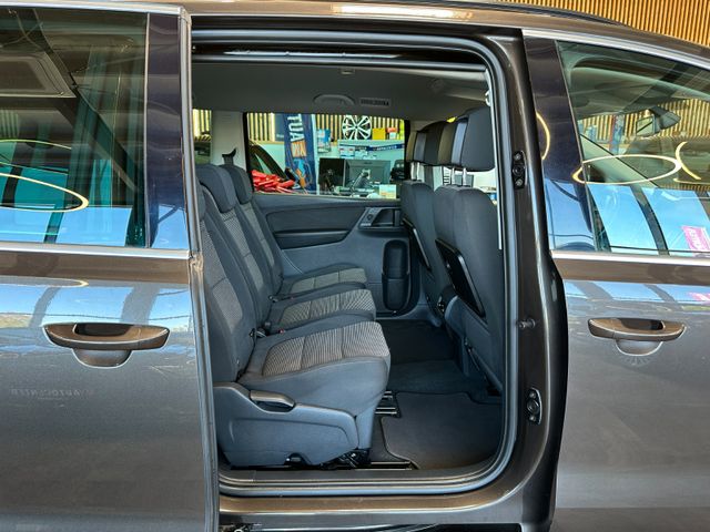 Volkswagen Sharan*7-Sitzer*3-ZONEN*SZHZ*NAVI*TEMPO*AHK*PDC