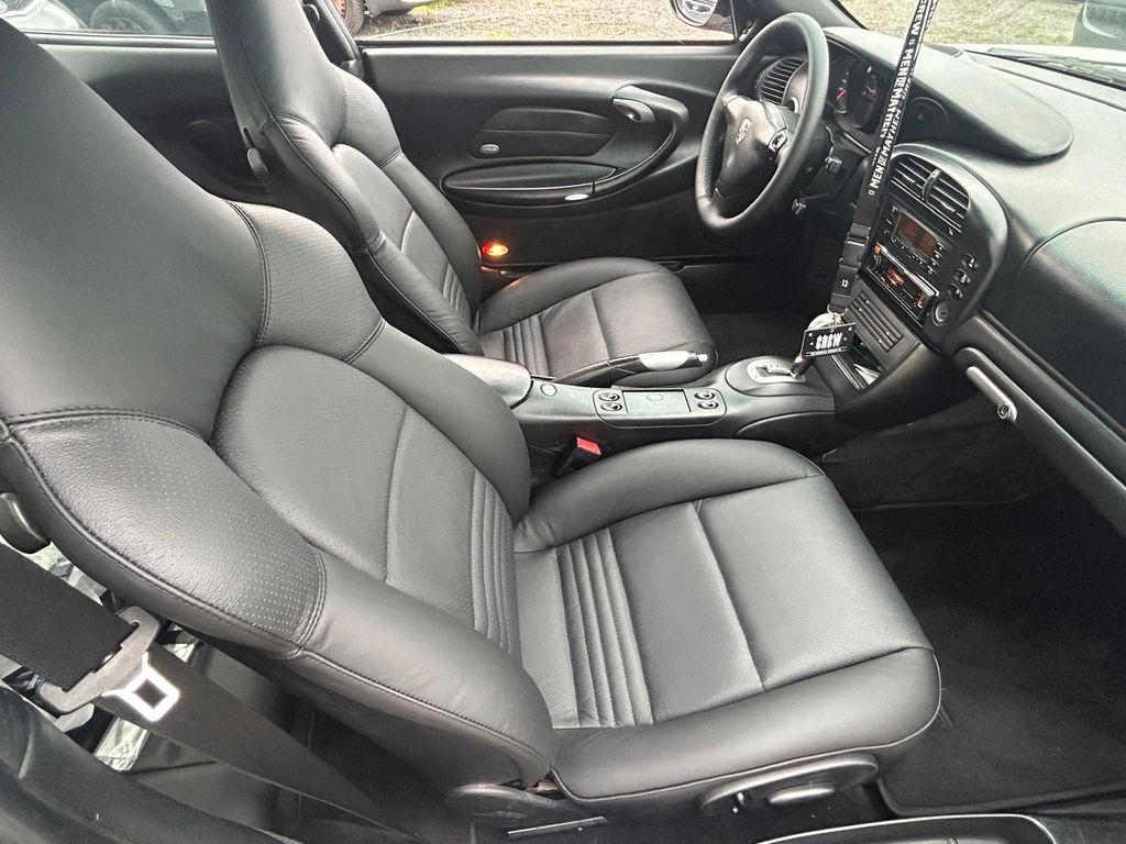 PORSCHE 996 2002