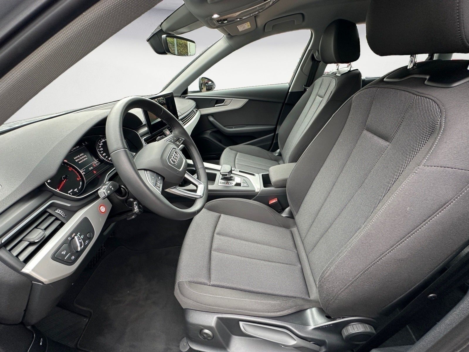 Audi A4 - Bild 8