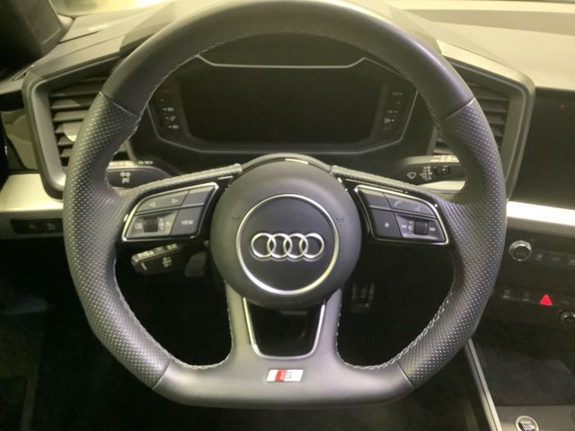 A1 Sportback 2.0 TFSI S line,Kamera,SONOS,Navi P