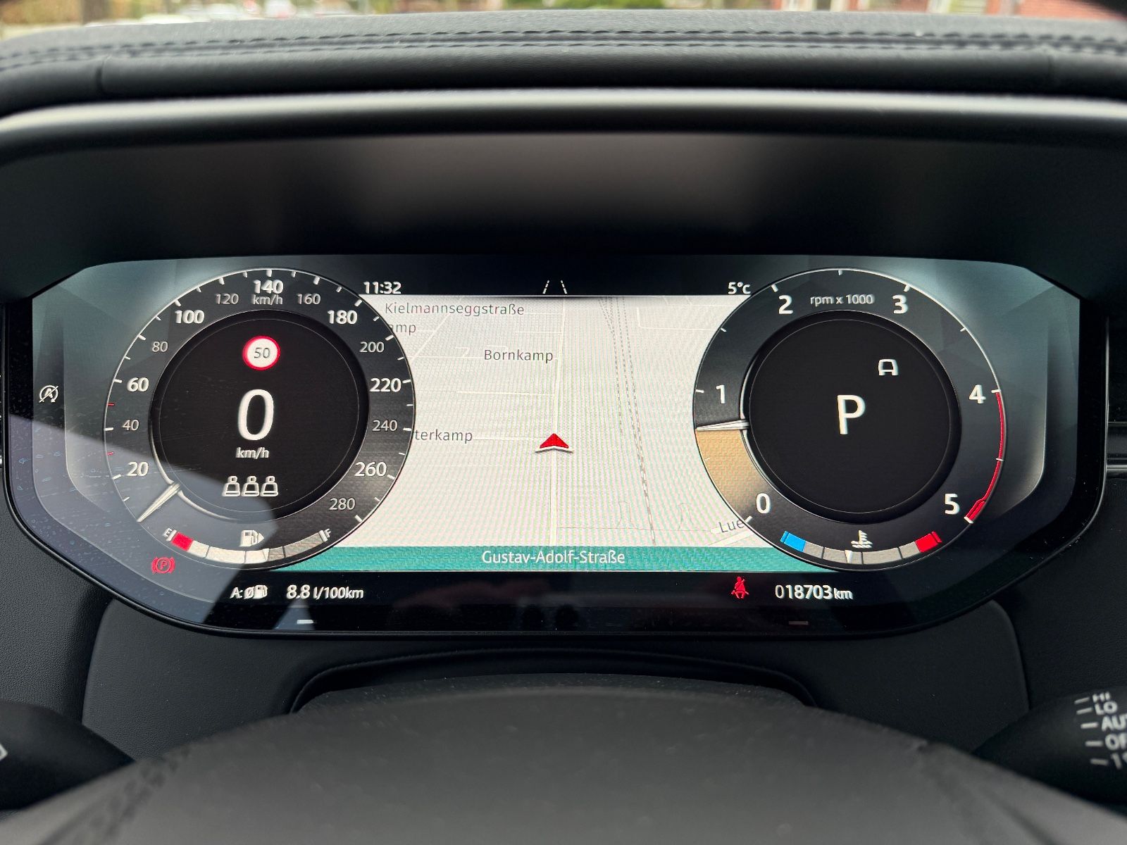 Fahrzeugabbildung Land Rover Range Rover Sport SE*HEADUP*LED*MERIDIAN*MEMORY