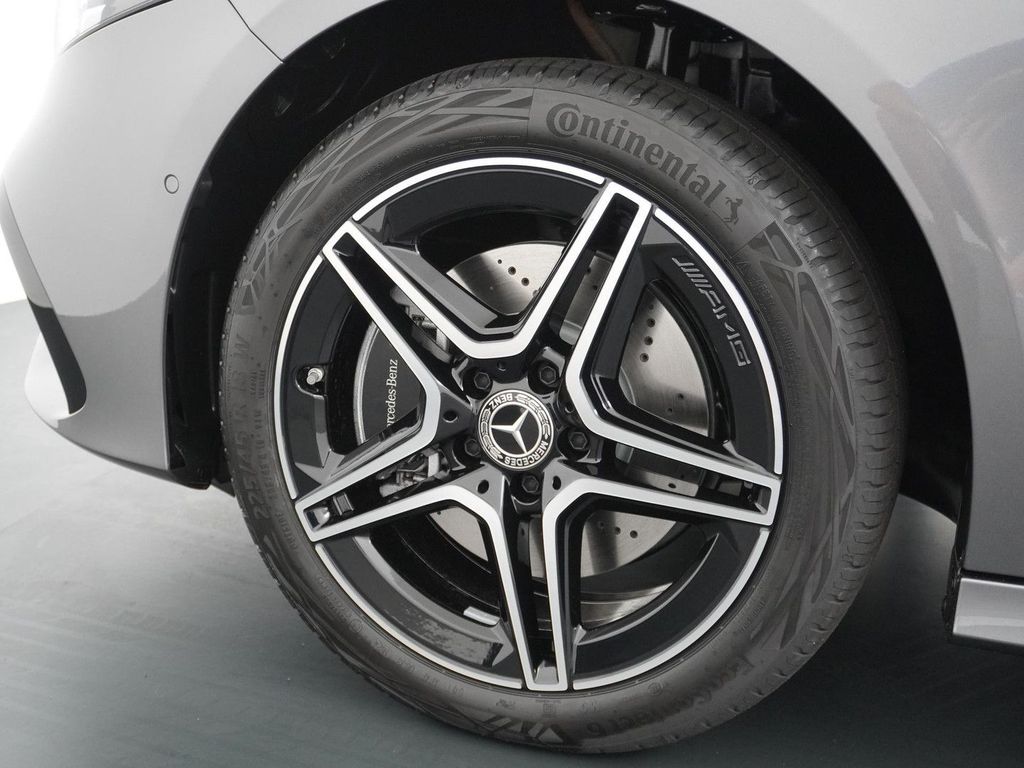 Mercedes-Benz A 250 e Star Edition AMG Line | Panorama - Schie