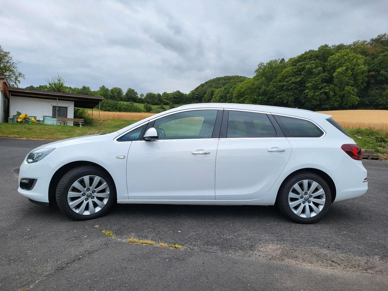 Opel Astra 2013 — engine 163 HP (120kW)