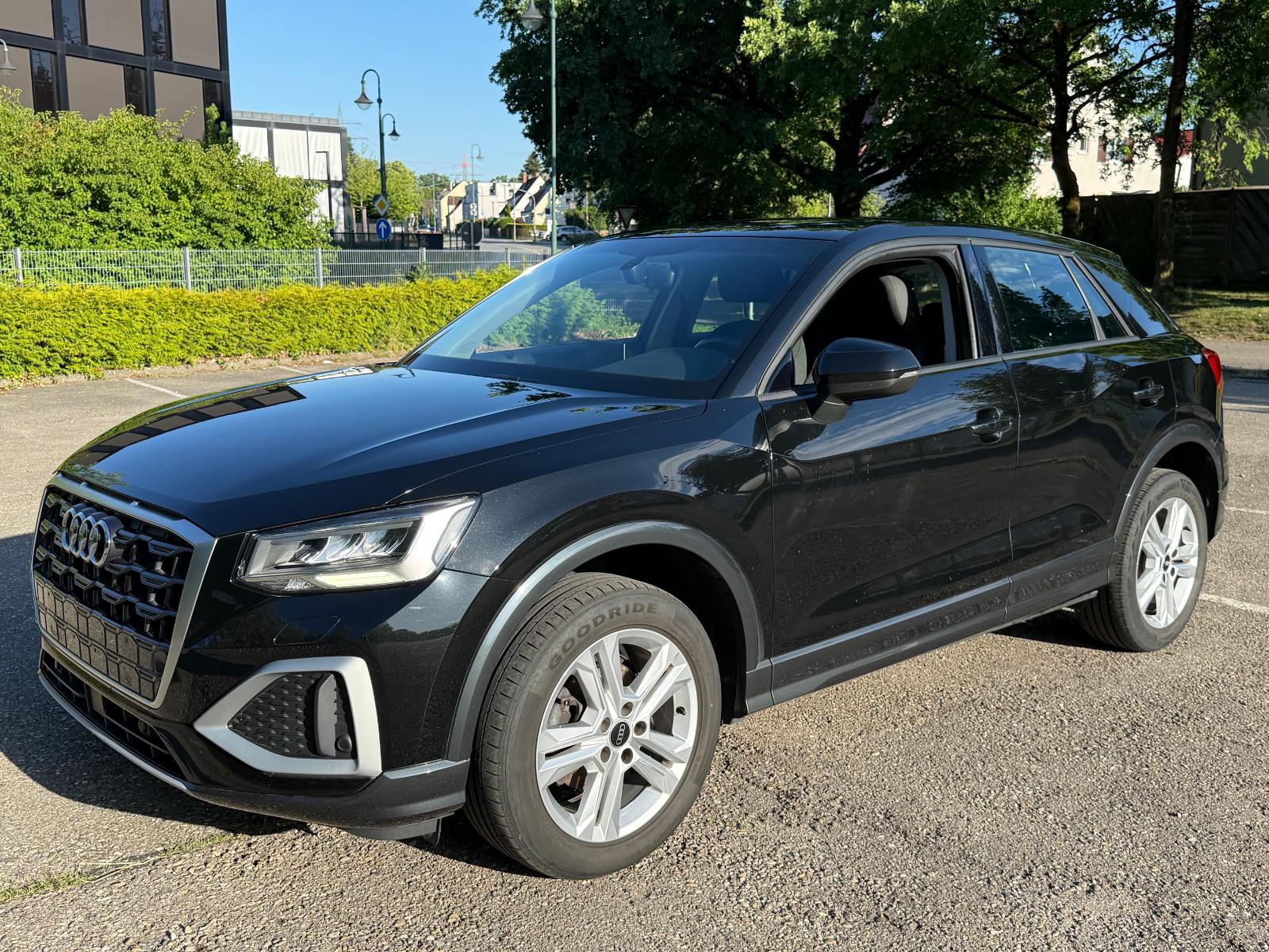 Audi Q2 35 TFSI advanced Klima MFL  LED
