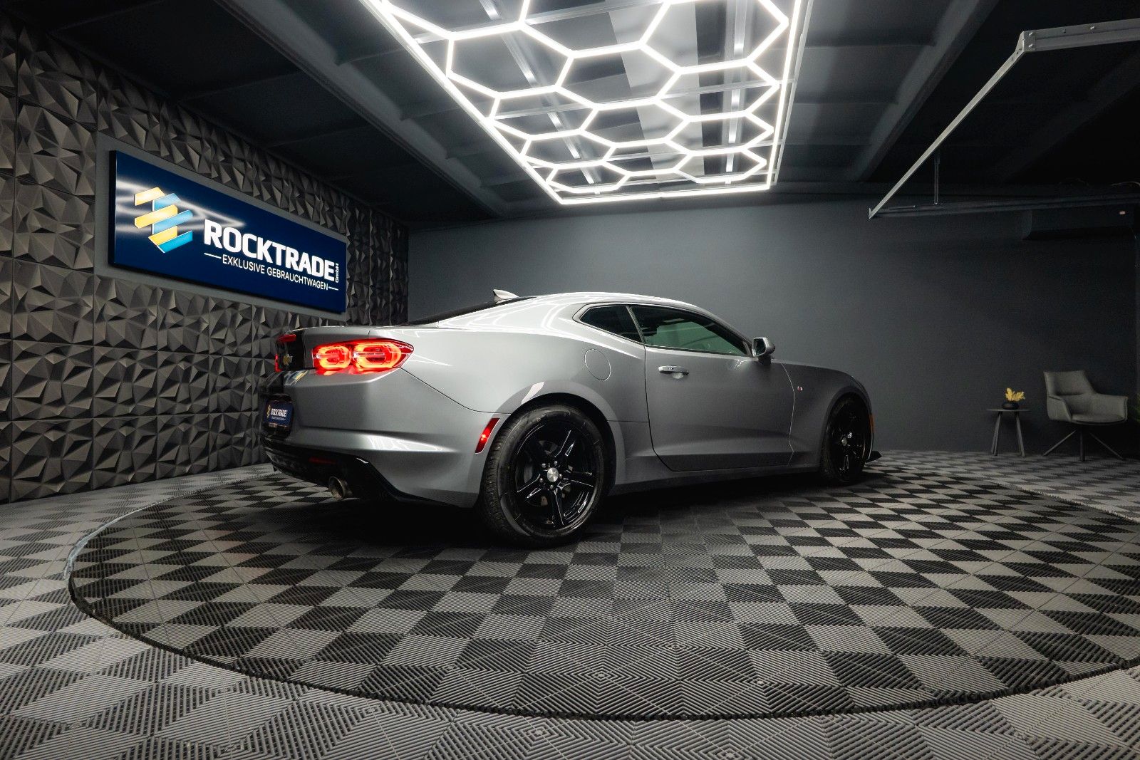 Fahrzeugabbildung Chevrolet Camaro 2.0 Turbo Coupe LT Package *CarPlay*19%
