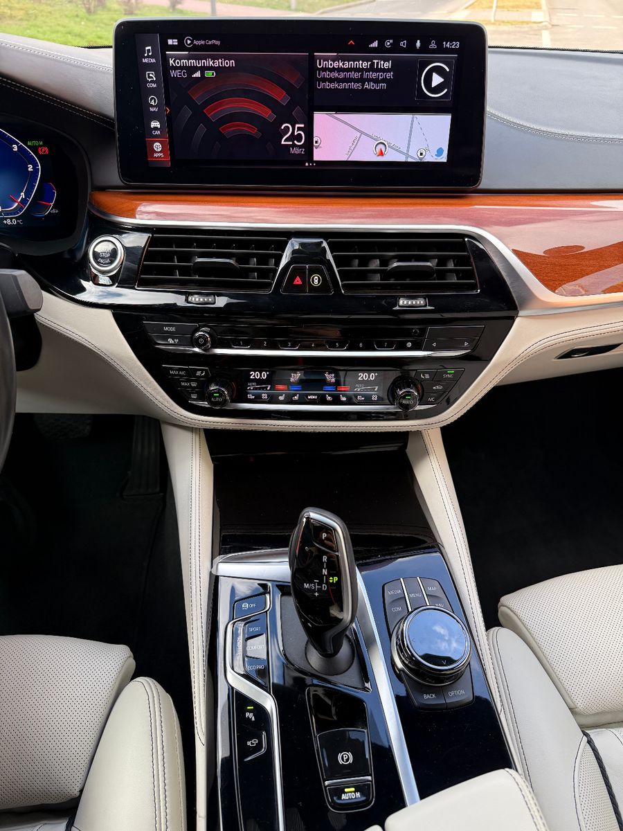 BMW 530dxDrive 360 H K Digital Key Individual Luxury foto 14
