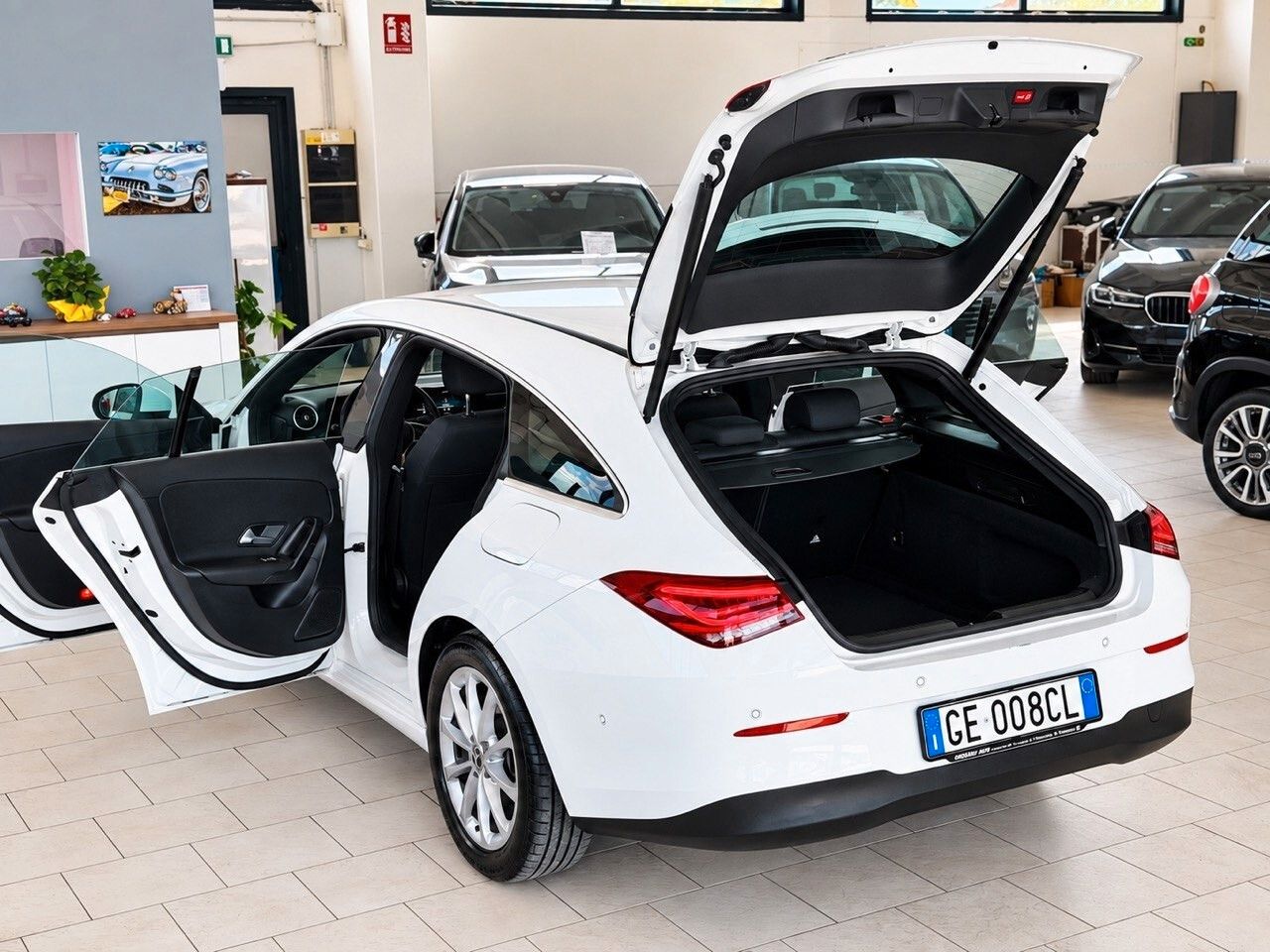 Mercedes-Benz Mercedes-benz CLA 180 d Automatic Shooting Brake imagem 3