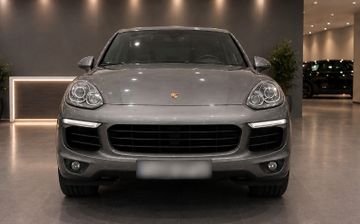Porsche Cayenne - 2