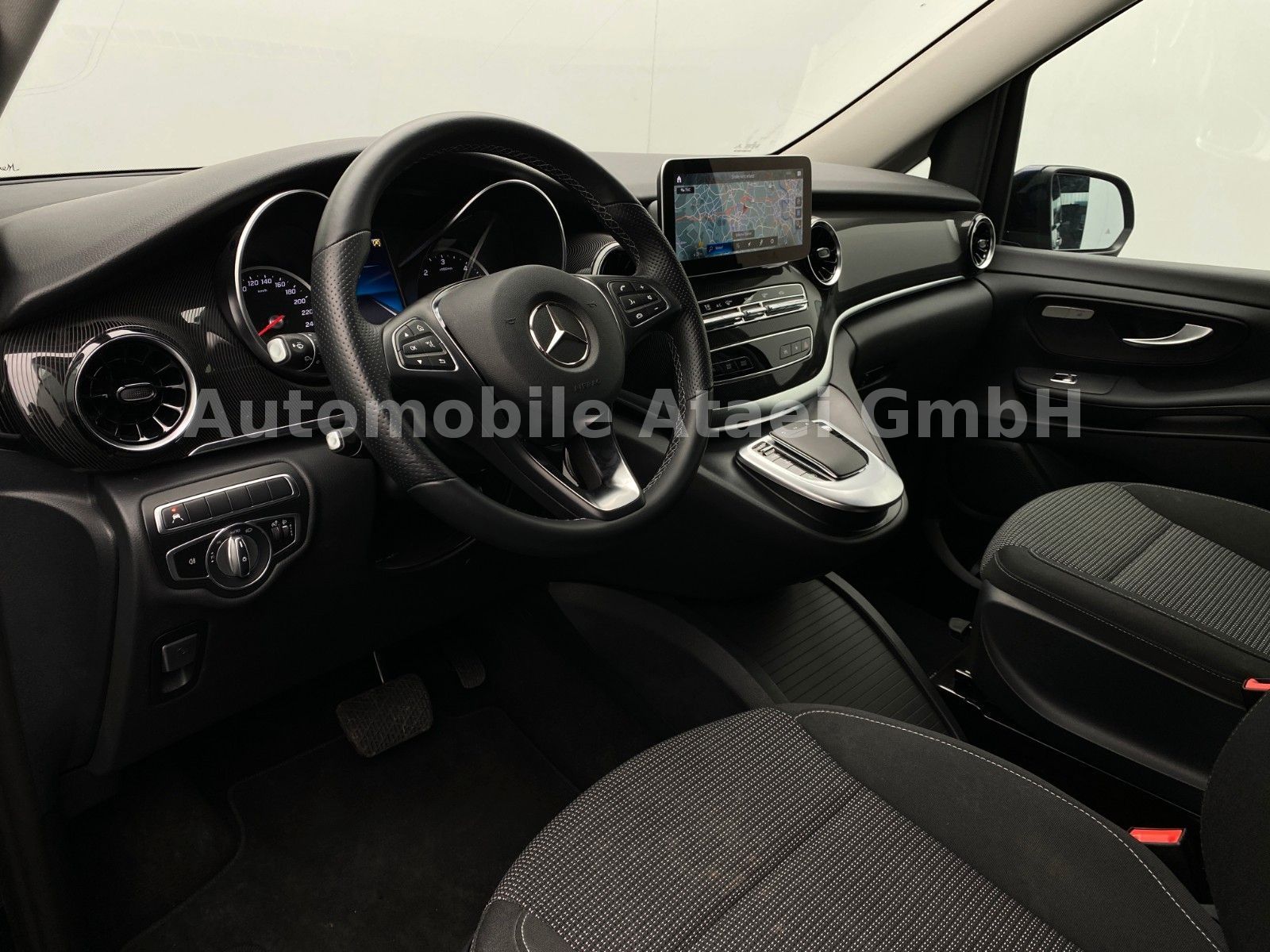 Fahrzeugabbildung Mercedes-Benz V 250d lang Edition Sport-Paket MBUX (3964)