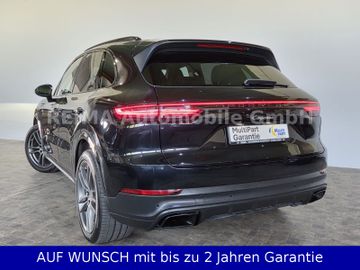 Porsche Cayenne - 5