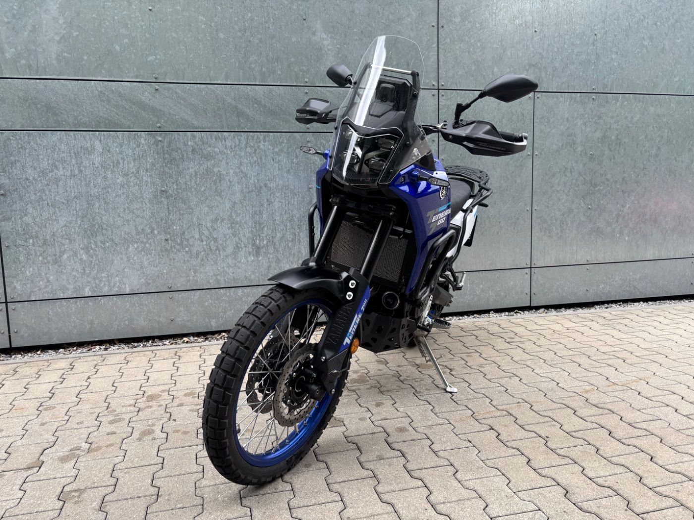 Fahrzeugabbildung Yamaha XTZ 700 Tenere viel Zubehör