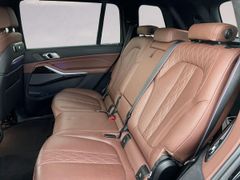 Fahrzeugabbildung BMW X7 40d xD M Sport PRO INTEGRAL H/K PANO ICON 23'