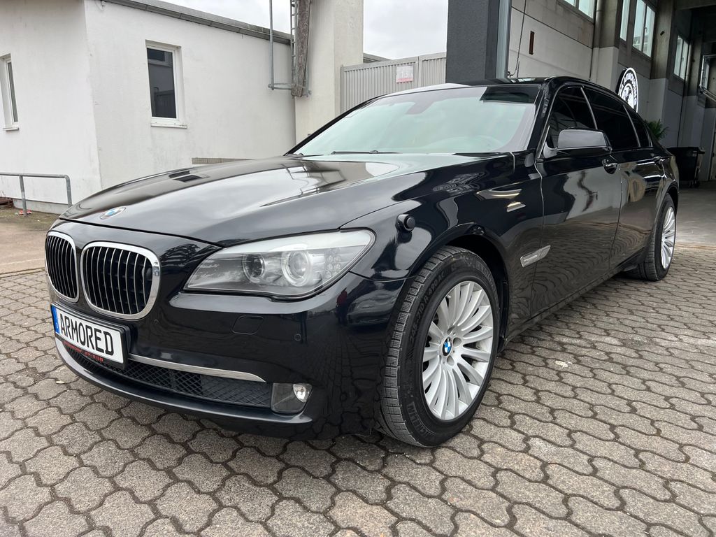 BMW 750