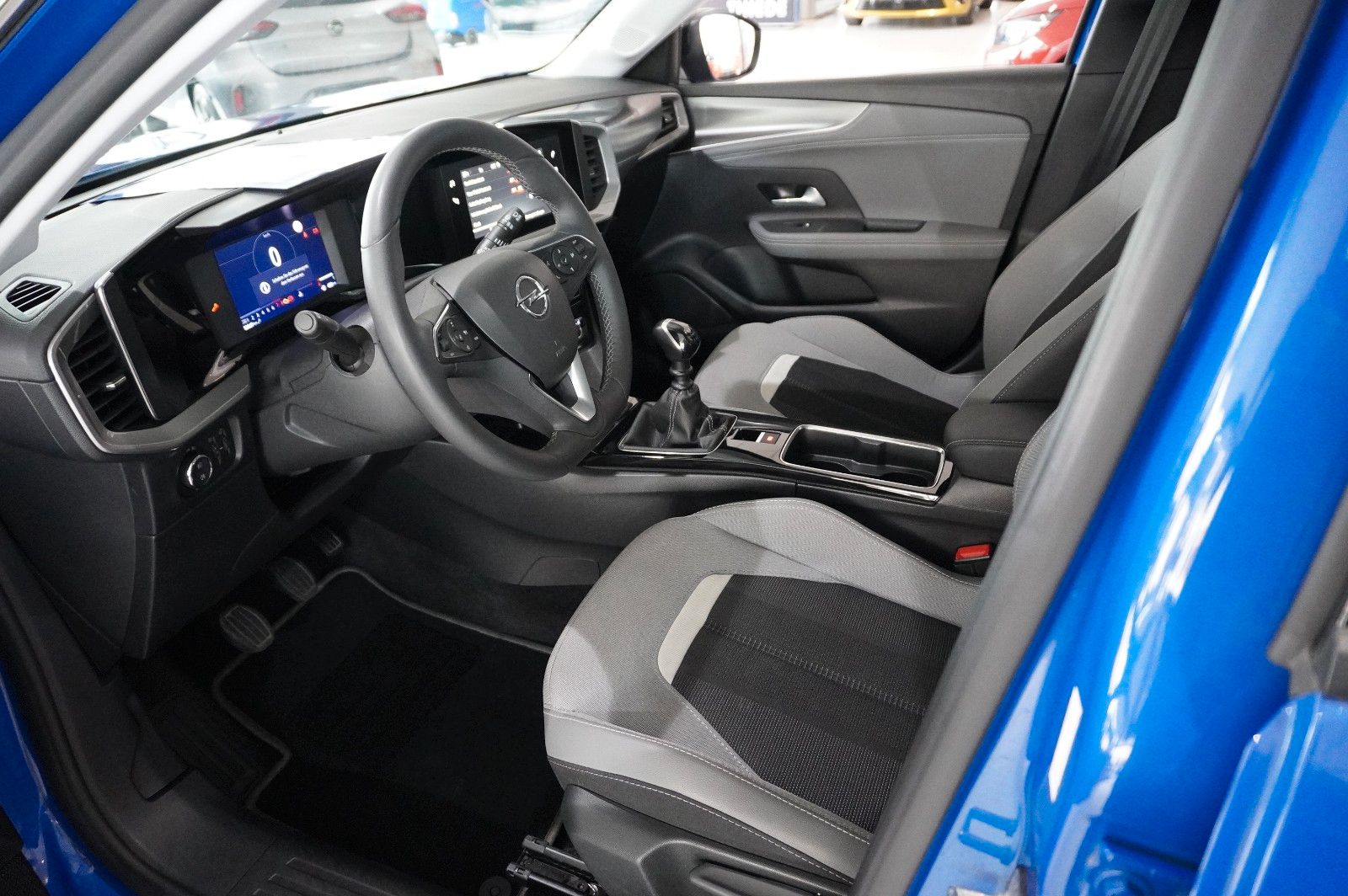 Fahrzeugabbildung Opel Mokka ELEGANCE 1.2T NAVI/LED/KAMERA/SPORT/SH/DAB