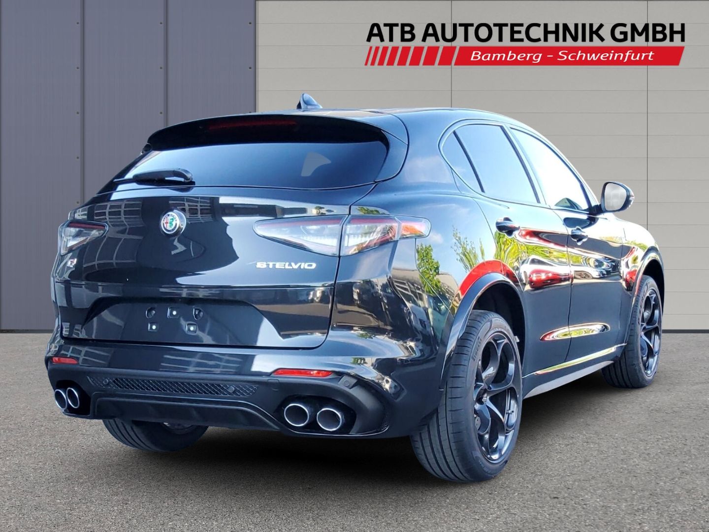 Fahrzeugabbildung Alfa Romeo Stelvio Quadrifoglio 520PS Panodach 1,99% Finanz