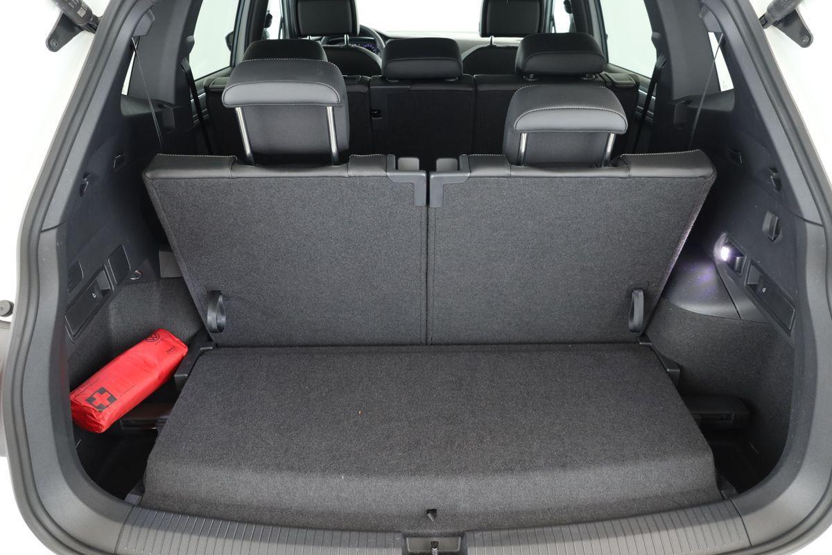 Volkswagen Tiguan Allspace 2.0 TDI 4M DSG R-Line 7 Pano Kam