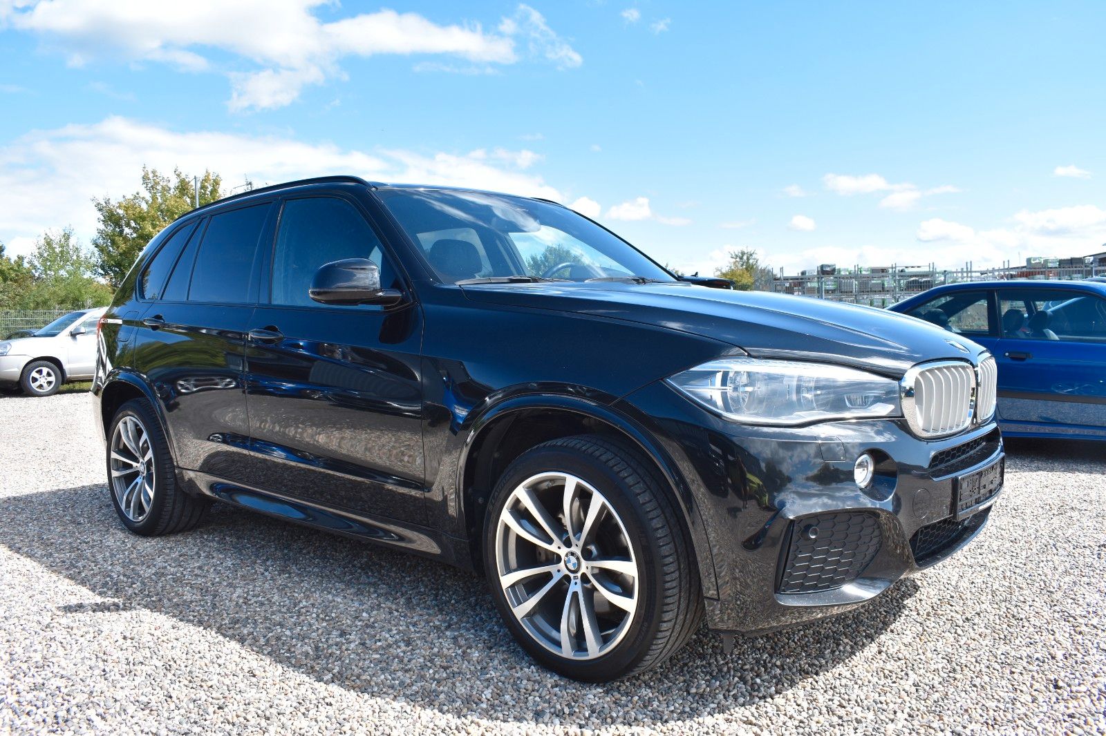 Fahrzeugabbildung BMW X5 40d xDrive M Sport Keyless Pano Kamera LedHUD
