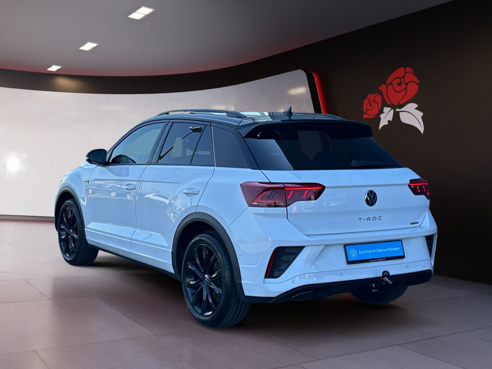 Volkswagen T-Roc 2,0 TSI DSG 4motion R-Line Pano AHK foto 4