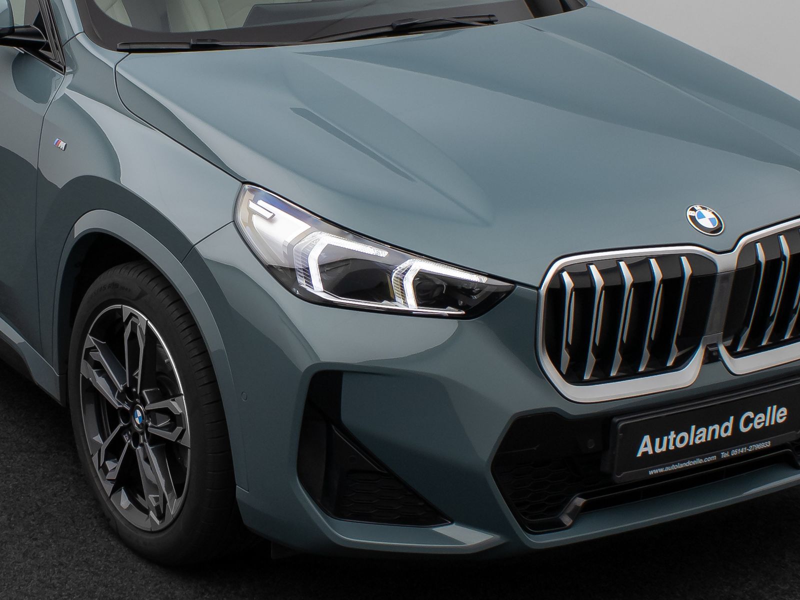 Fahrzeugabbildung BMW X1 xD23d M Sport Panorama 360°HUD DAB AHK 19Zoll