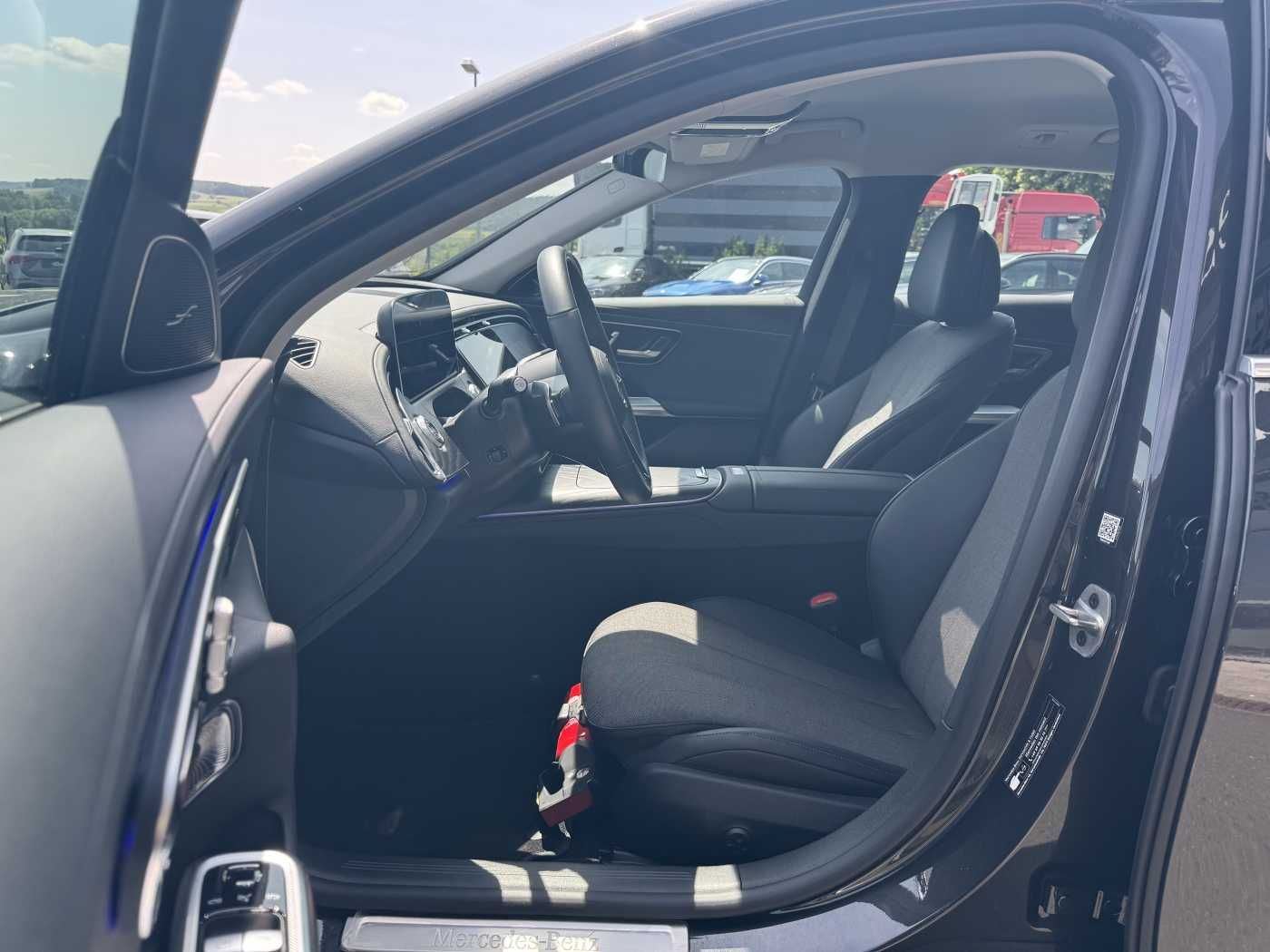 Fahrzeugabbildung Mercedes-Benz E 300de T AHK+Burm4D+Distr+Memory+360
