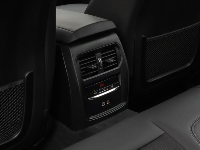 Foto Nummer 28: BMW 320d