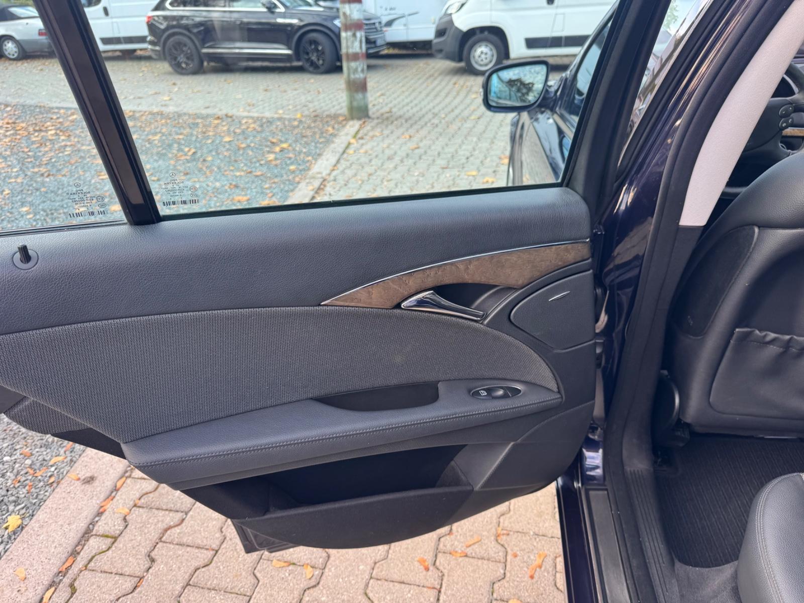 Mercedes-Benz E280 2007 — photo 20