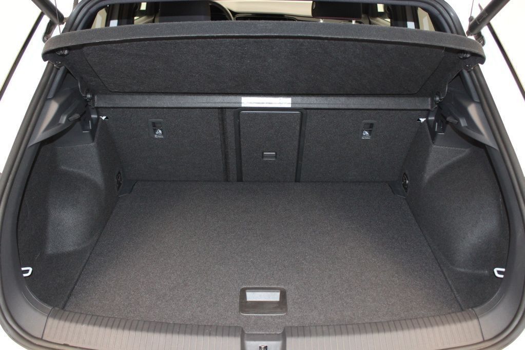Volkswagen T-Roc Sport 1.5 TSI AHK*Tempo*Nav*PDC*RFK*Klima