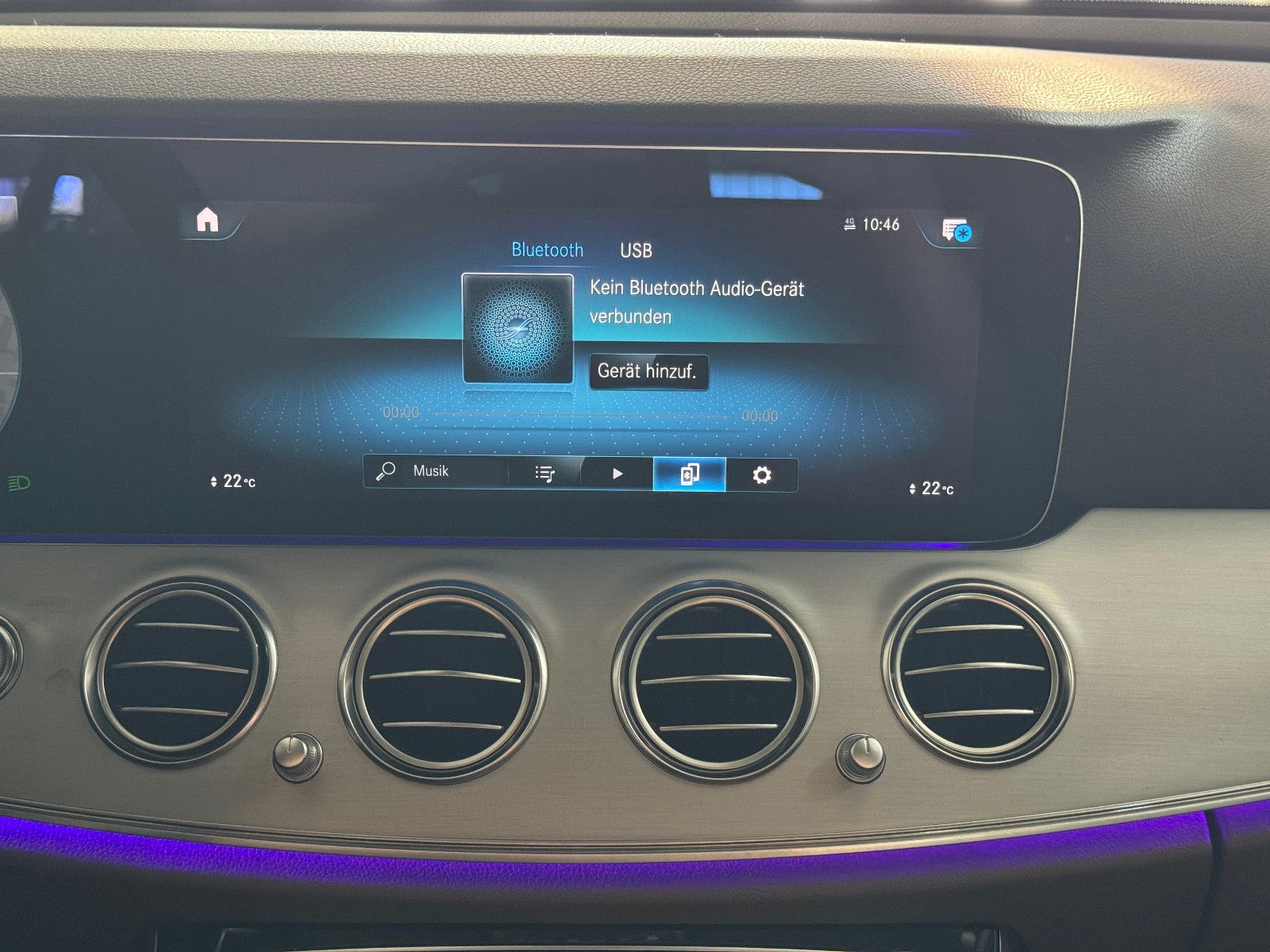 Fahrzeugabbildung Mercedes-Benz E 450 4MATIC 9G-TRONIC 2X AVANTGARDE FACELIFT