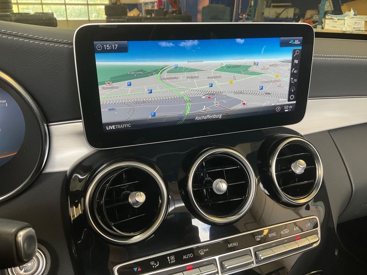 Fahrzeugabbildung Mercedes-Benz C63 S Cabrio DISTRO Perf.Sitze/AGA digiTacho HUD