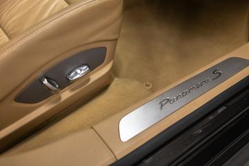 صورة مصغرة 44 لـ 2009 Porsche PANAMERA