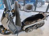 Seat Mó 125 Performance Mo125 Performance 16PS Barcel - Seat Roller
