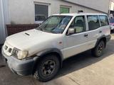 Nissan Terrano 2,7 TD mit Scheckheft !!!  1. Hand - Nissan Terrano