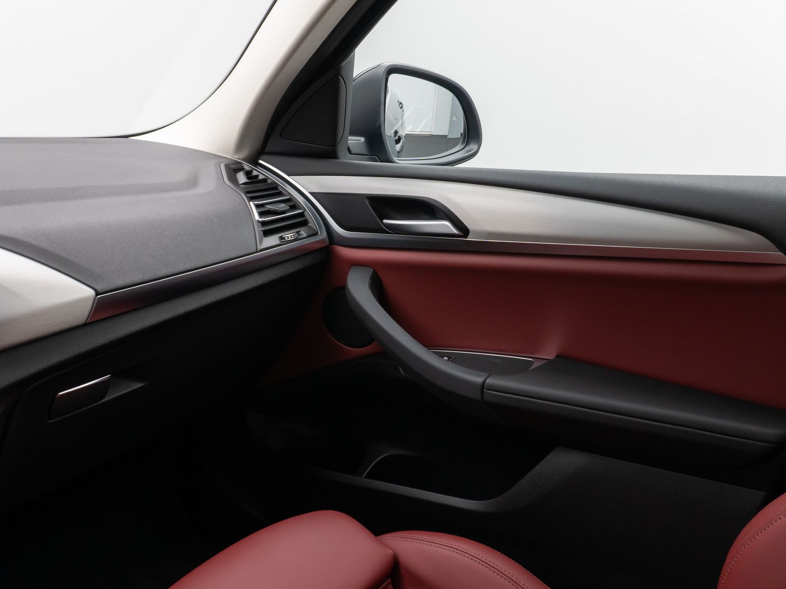 Fahrzeugabbildung BMW X4 xD20d 360°DAB HiFi Fernlichtassist AHK Sport