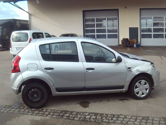 Dacia Sandero 1.4  Ambiance  47522 KM