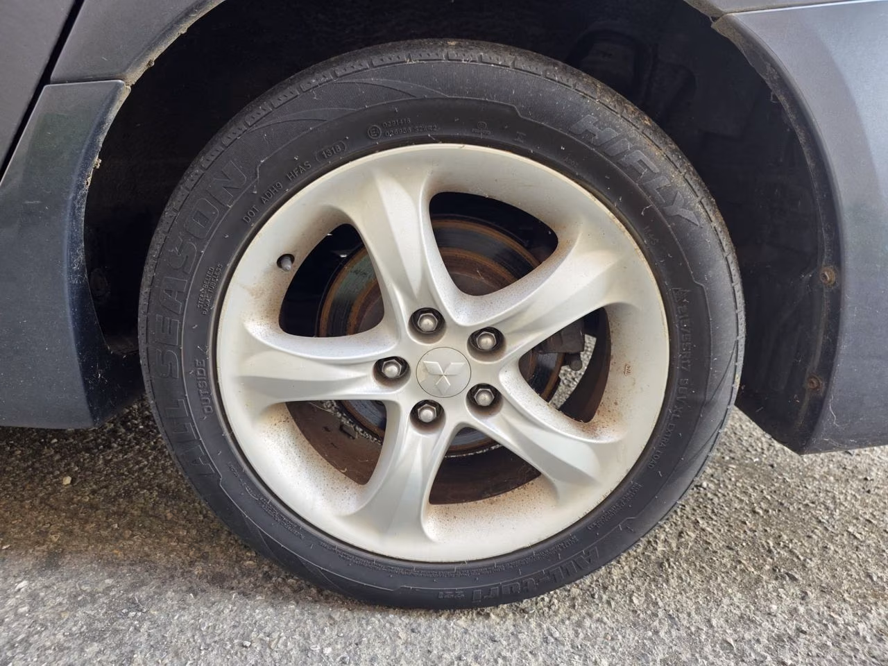Mitsubishi Grandis 2006 — photo 12