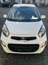 Kia Picanto 1.0 UEFA EURO 2016 UEFA EURO 2016 - Kia Picanto UEFA-EURO-2016