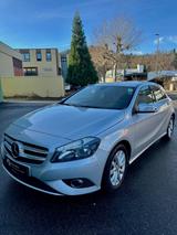 Mercedes-Benz A 200 A A 200 CDI BlueEfficiency - Mercedes-Benz A 200 aus 2013 mit Diesel-Antrieb: Limousine